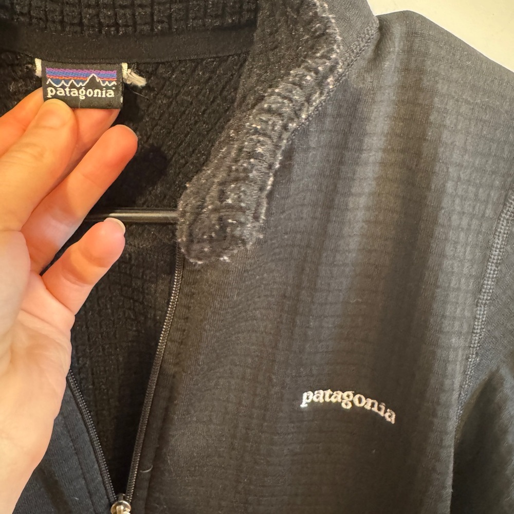 WS - Patagonia R Black Midlayer - Picture 3 of 6